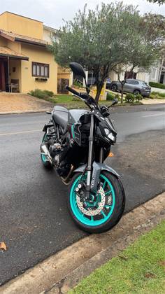 YAMAHA MT-09 YAMAHA MT-09